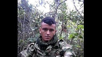 Hetero soldado colombiano engañado/ trciked colombian soldier